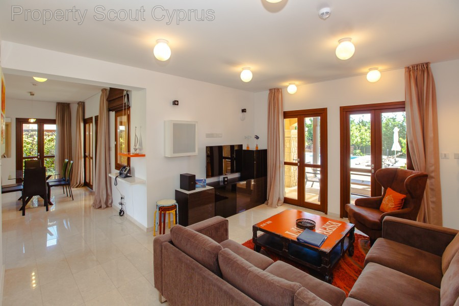 Detached Villa in Kouklia - Aphrodite Hills - Paphos For Sale - Ref. WW11393